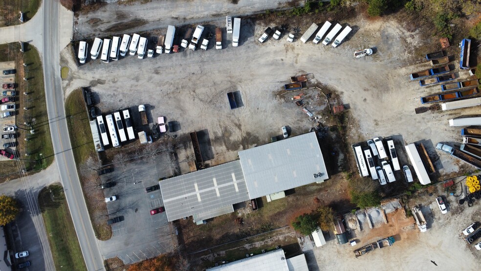 Primary Photo Of 1581 Fullenwider Rd, Gainesville Warehouse For Sale