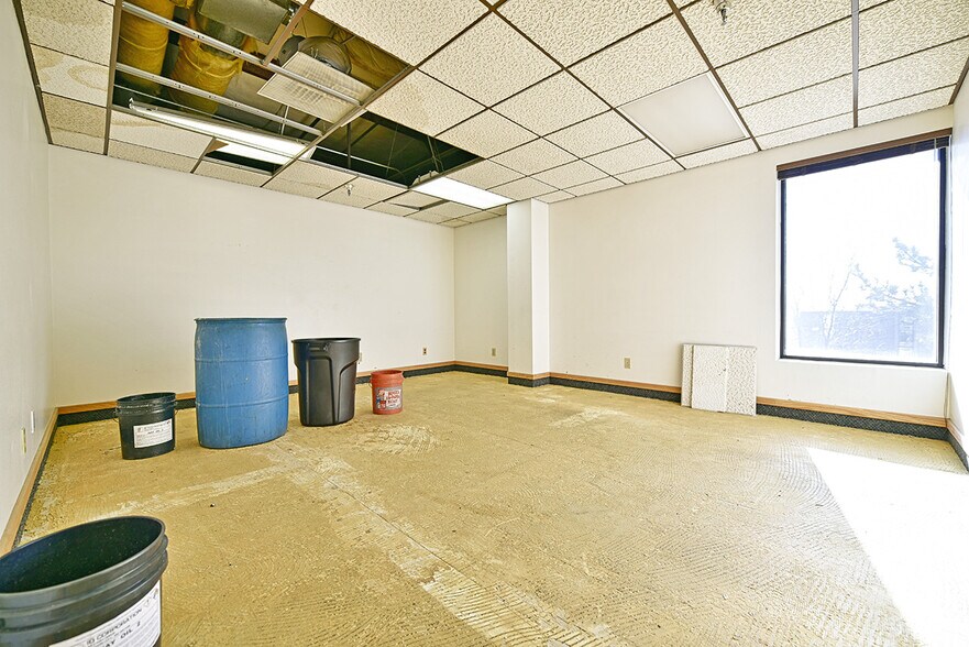 More Photos Of 1744 Forrest Way, Carson City Manufacturing For Sale