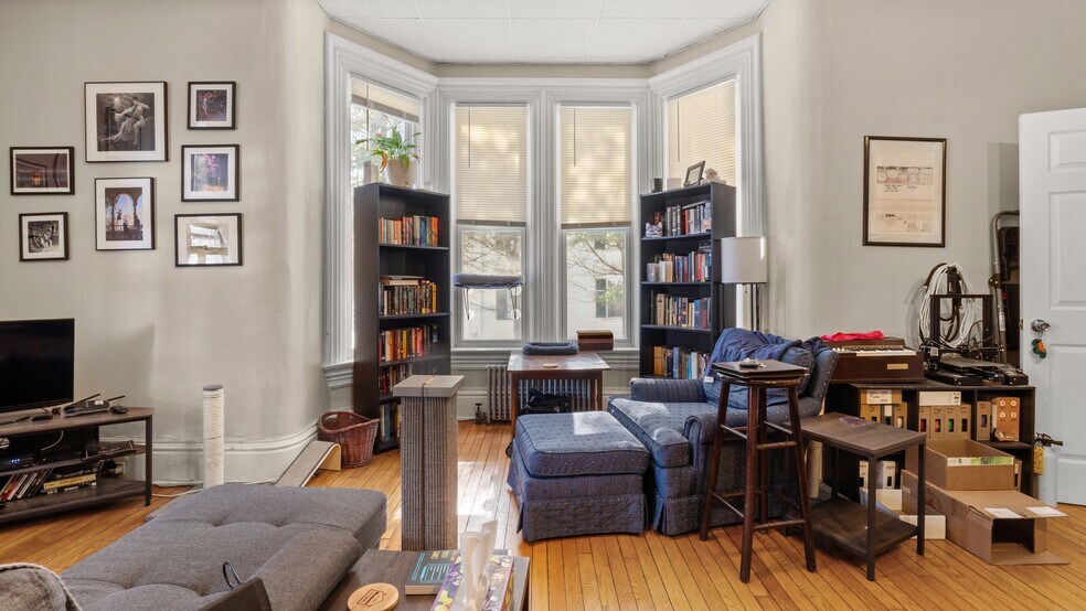 More Photos Of 465 Chapel St, Lee Apartments For Sale