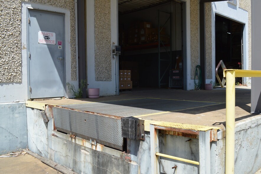 More Photos Of 4130 Senator St, Memphis Warehouse For Lease