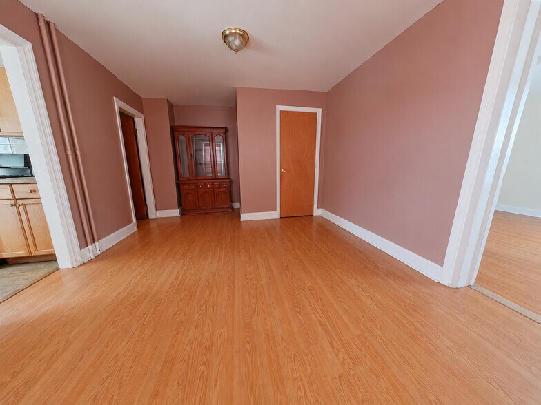 More Photos Of 1622 Womrath St, Philadelphia Apartments For Sale