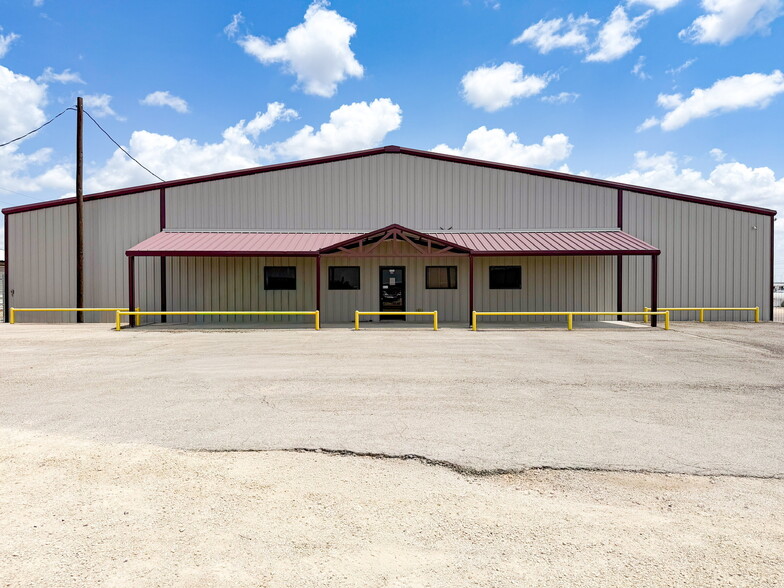 Primary Photo Of 470 Josh Mitchell Ave, Big Lake Service For Sale