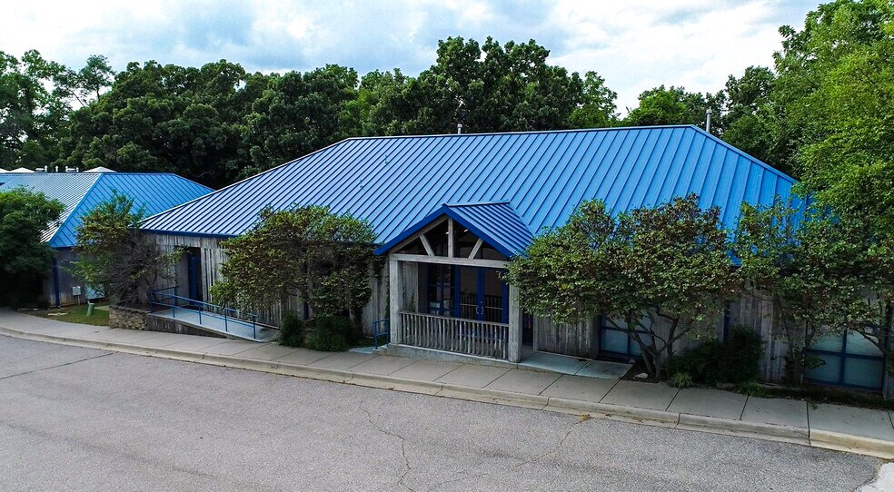 Primary Photo Of 3260 Marshall Ave, Norman Office Residential For Lease