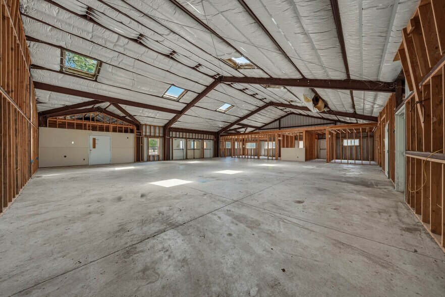 More Photos Of 12487 The Plaza, Clearlake Oaks Religious Facility For Sale