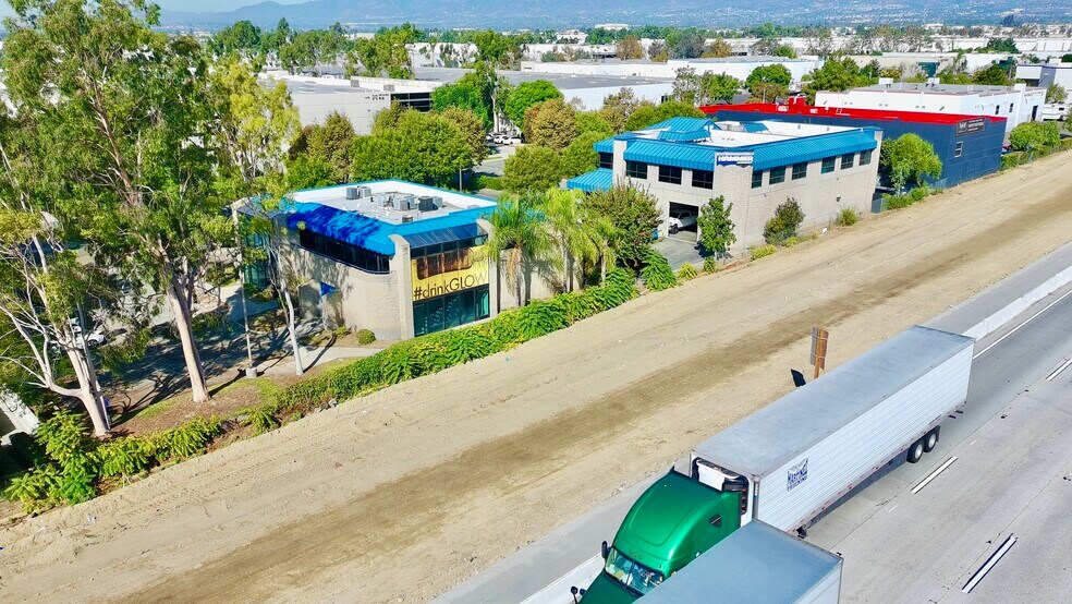 More Photos Of 9233 Charles Smith Ave, Rancho Cucamonga Flex For Lease