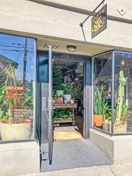 More Photos Of 4632 Telegraph Ave, Oakland General Retail For Sale