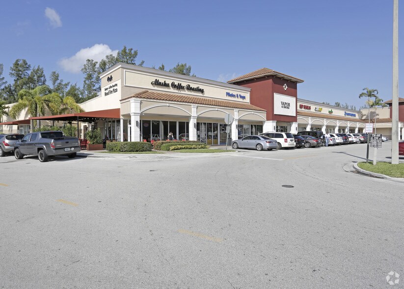 More Photos Of 13130-13302 Biscayne Blvd, North Miami General Retail For Lease