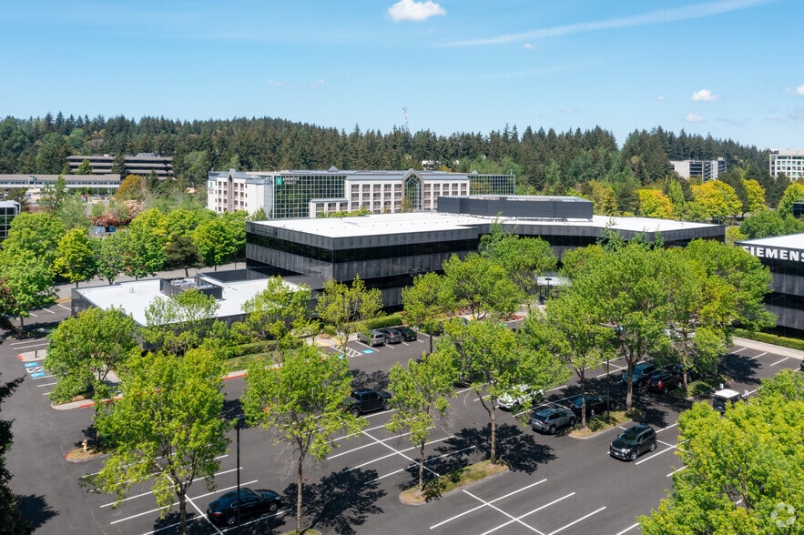 More Photos Of 15800 SE Eastgate Way, Bellevue Office For Lease