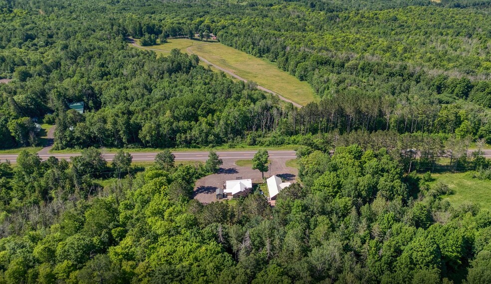 Primary Photo Of 6622 US-2 Hwy, Hurley Restaurant For Sale