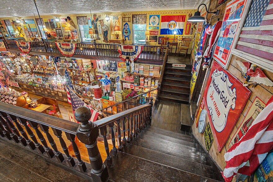 More Photos Of 219 MO-21, Caledonia Storefront Retail Residential For Sale