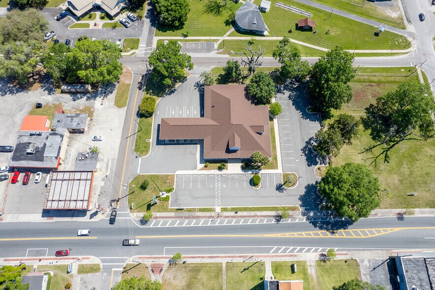 More Photos Of 300 W Main St, Lake Butler Storefront Retail Office For Sale