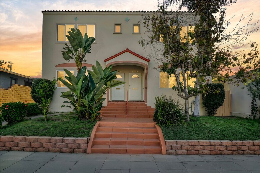 Primary Photo Of 2536 Atlantic Ave, Long Beach Multifamily For Sale