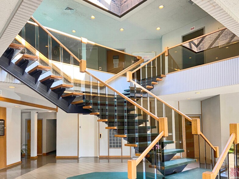 More Photos Of 701 Hebron Ave, Glastonbury Unknown For Lease