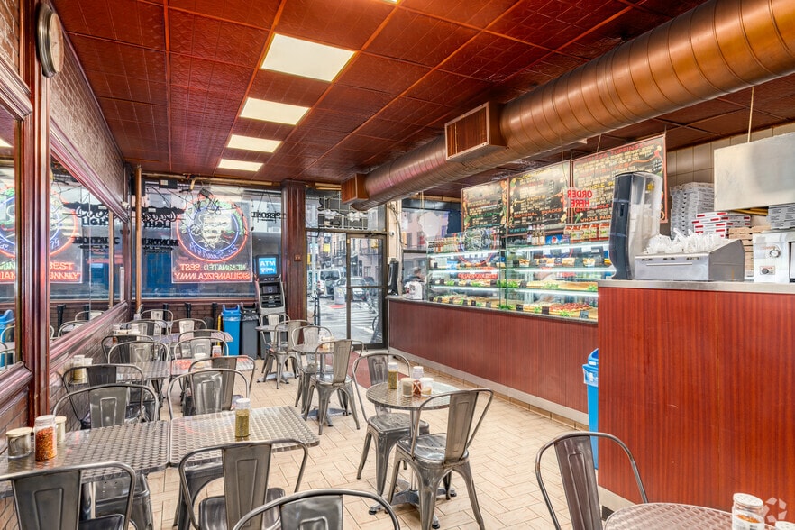 More Photos Of 177 Spring St, New York Apartments For Sale