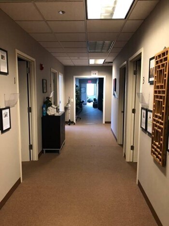 More Photos Of 932 N Wright St, Naperville Office For Lease