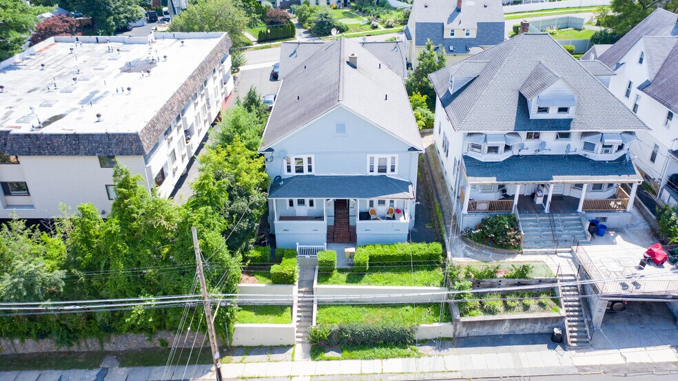 More Photos Of 291 S Lexington Ave, White Plains Apartments For Sale