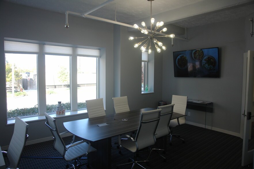 More Photos Of 127 E Michigan St, Indianapolis Loft Creative Space For Lease