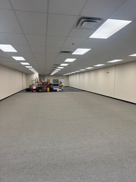 More Photos Of 22947 Sussex Hwy, Seaford Storefront Retail Office For Lease