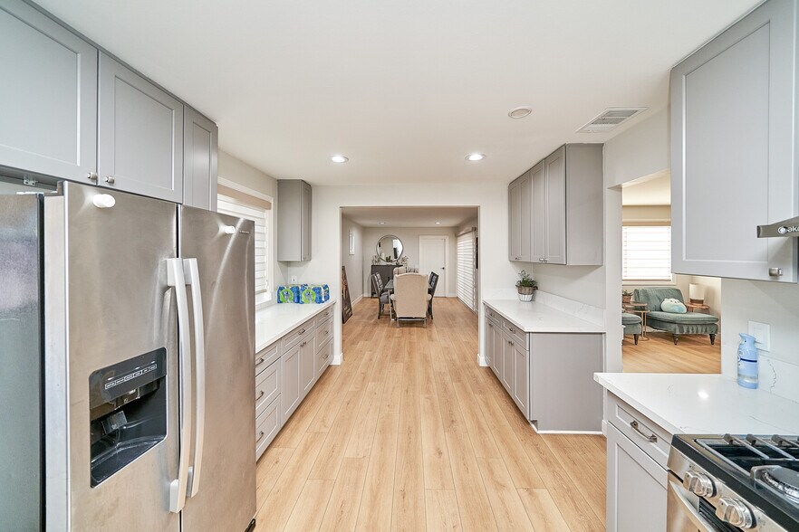 More Photos Of 618 Juniper Ave, Fullerton Assisted Living For Sale