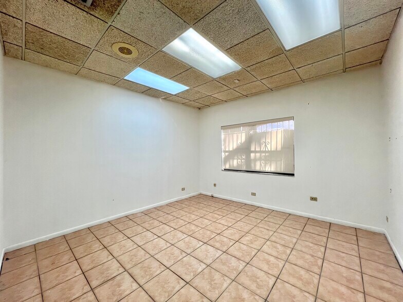 More Photos Of 4908 SW 8th St, Miami Medical For Lease