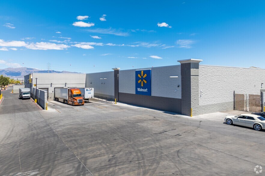 More Photos Of 3950 W Lake Mead Blvd, North Las Vegas Unknown For Lease