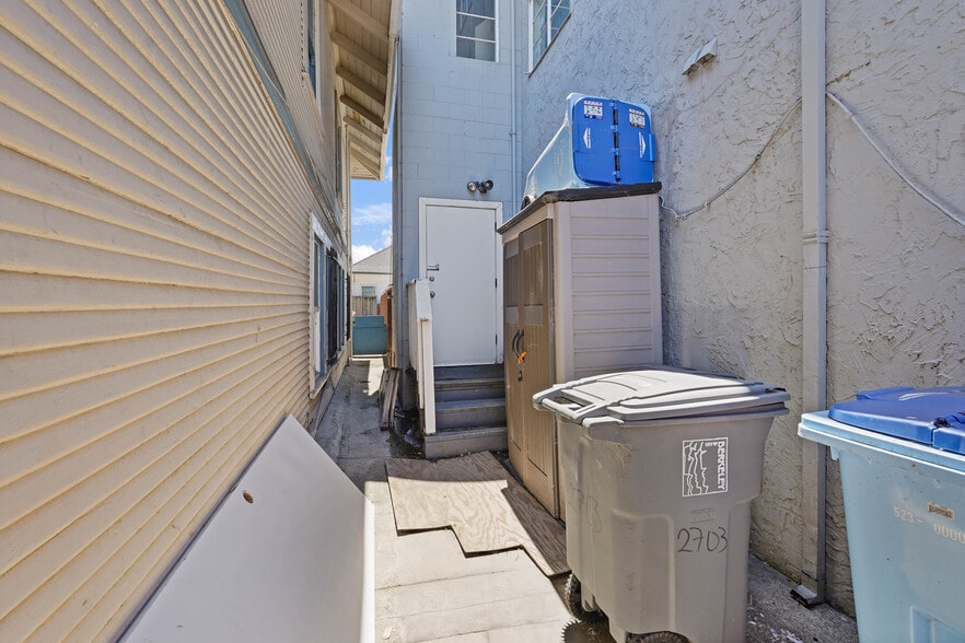 More Photos Of 2703 California St, Berkeley Religious Facility For Sale