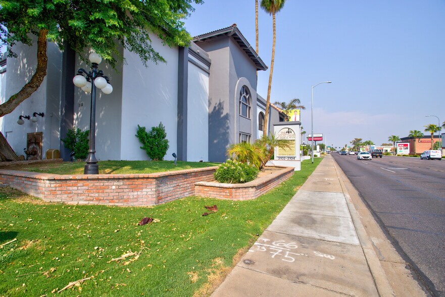 More Photos Of 3102-3104 E Indian School Rd, Phoenix Office For Sale