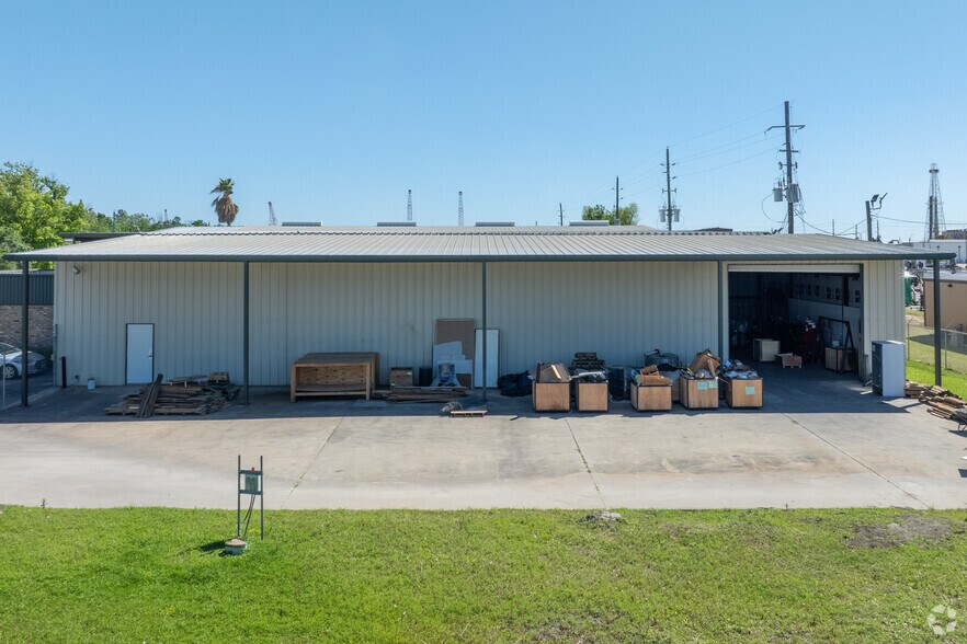 More Photos Of 11407 Charles Rd, Jersey Village Warehouse For Sale