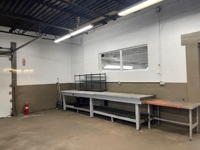 More Photos Of 1885 Smith St, North Providence Industrial For Lease