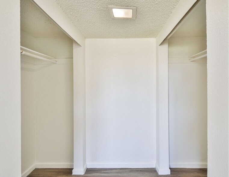 More Photos Of 46595 Vargas Rd, Indio Apartments For Sale