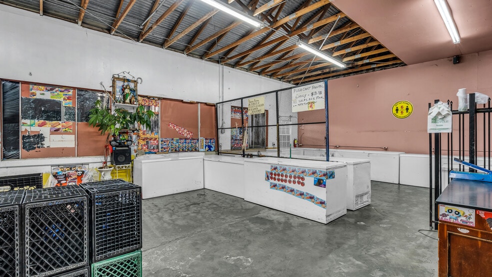 More Photos Of 909 53rd Ave, Oakland Warehouse For Sale