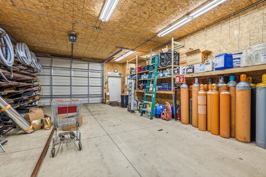 More Photos Of 5382 County Road A, Lancaster Industrial For Lease