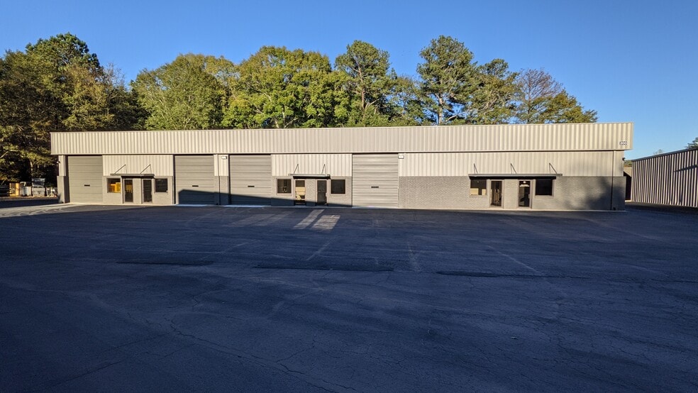 Primary Photo Of 76 Bay Creek Rd, Loganville Warehouse For Lease