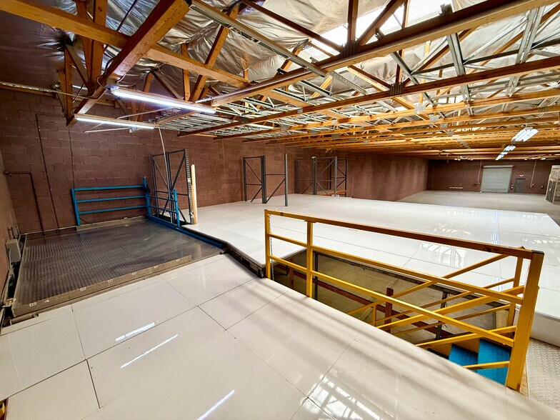 More Photos Of 2652 Abels Ln, Las Vegas Warehouse For Lease