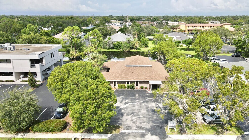 More Photos Of 45 Barkley Cir, Fort Myers Medical For Lease