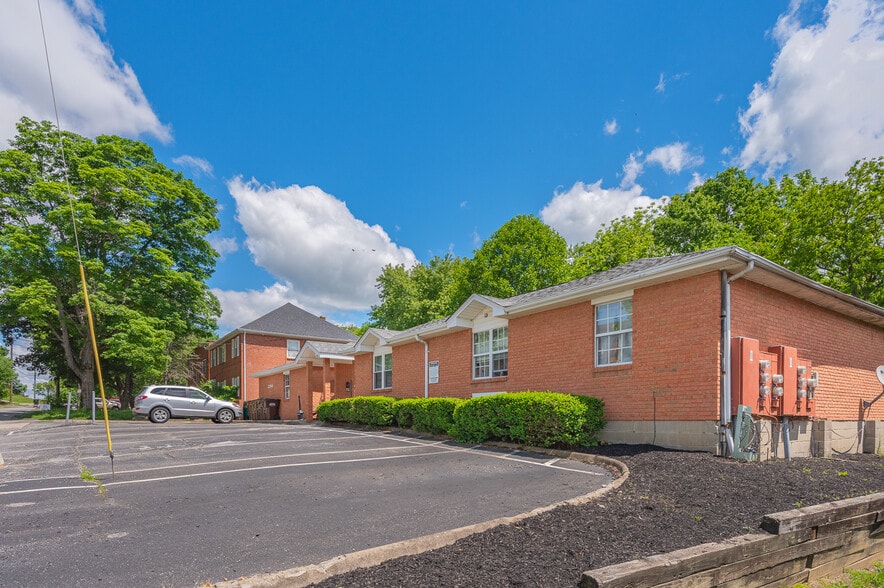 More Photos Of 2244 Salvador St, Cincinnati Multifamily For Sale