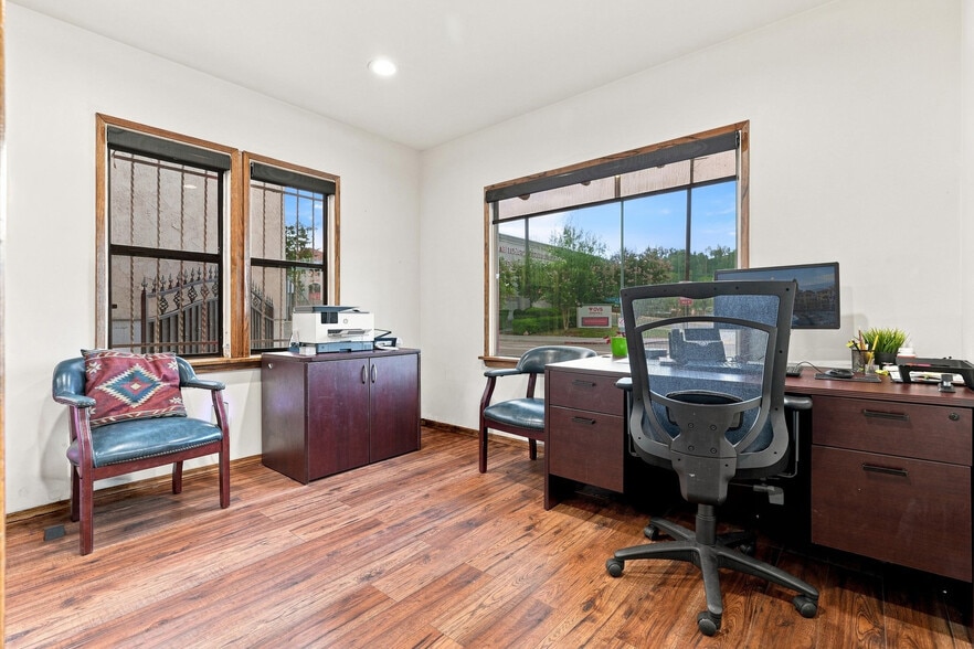 More Photos Of 1063 Colorado Blvd, Eagle Rock Medical For Sale