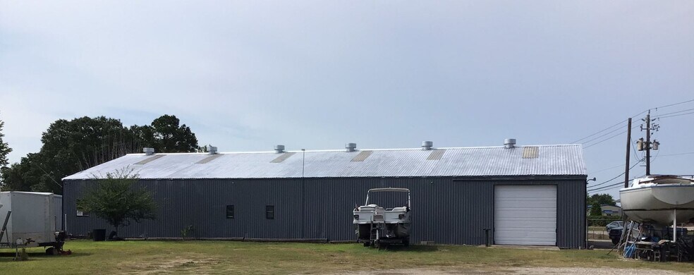 More Photos Of 921 Lawrence Rd, Kemah Industrial For Sale