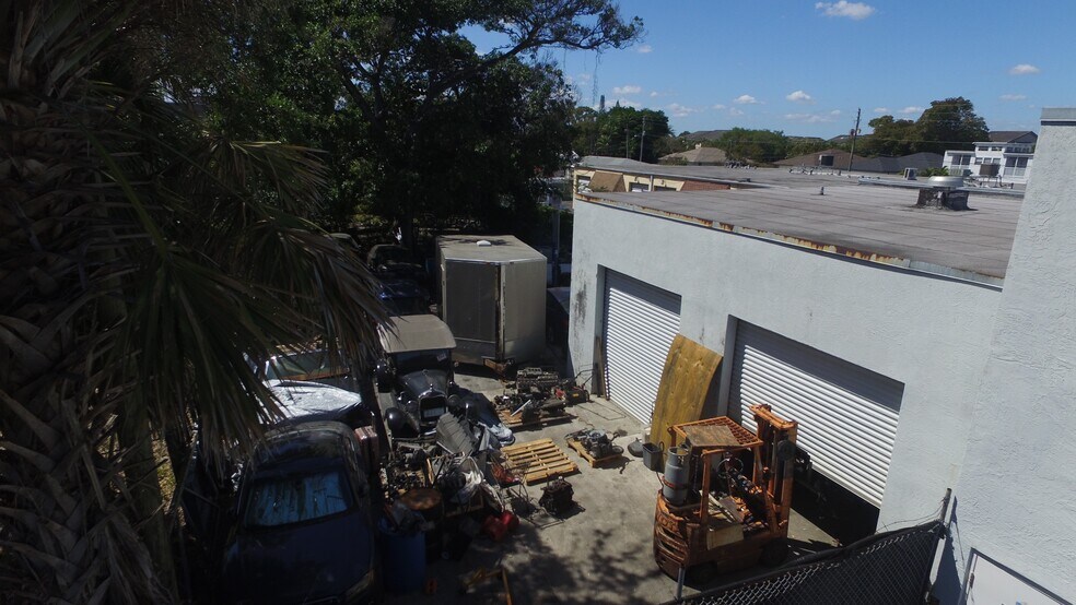 More Photos Of 1343 S Dixie Hwy W, Pompano Beach Warehouse For Sale