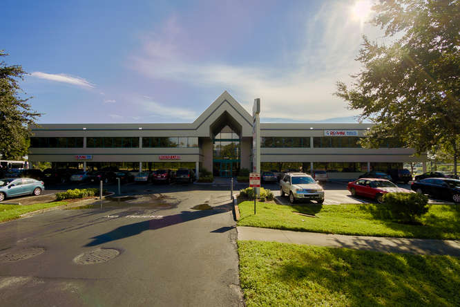 More Photos Of 17595 S Tamiami Trl, Fort Myers Medical For Lease