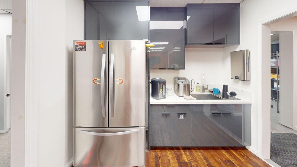 More Photos Of 434-436 W Foothill Blvd, Monrovia Office For Lease