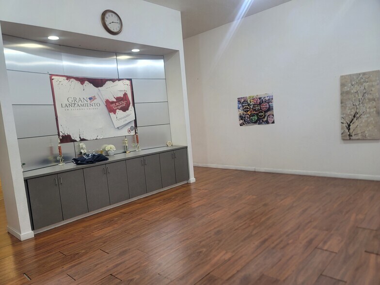 More Photos Of 701 H St, Modesto Loft Creative Space For Sale
