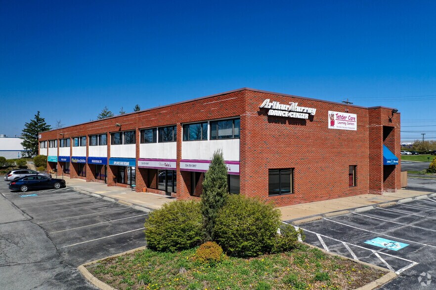 Primary Photo Of 10 N Meadows Dr, Wexford Unknown For Sale