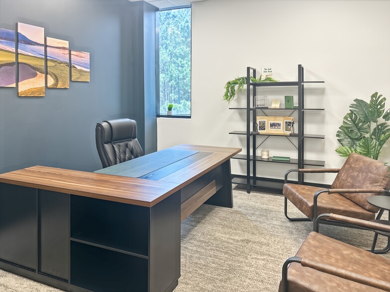 More Photos Of 1301 Industrial Dr, Crestview Coworking Space