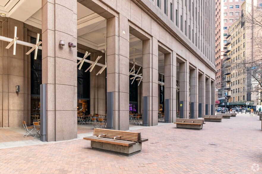 More Photos Of 85 Broad St, New York Coworking Space