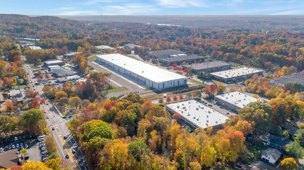 More Photos Of 704 Executive Blvd, Valley Cottage Warehouse For Lease