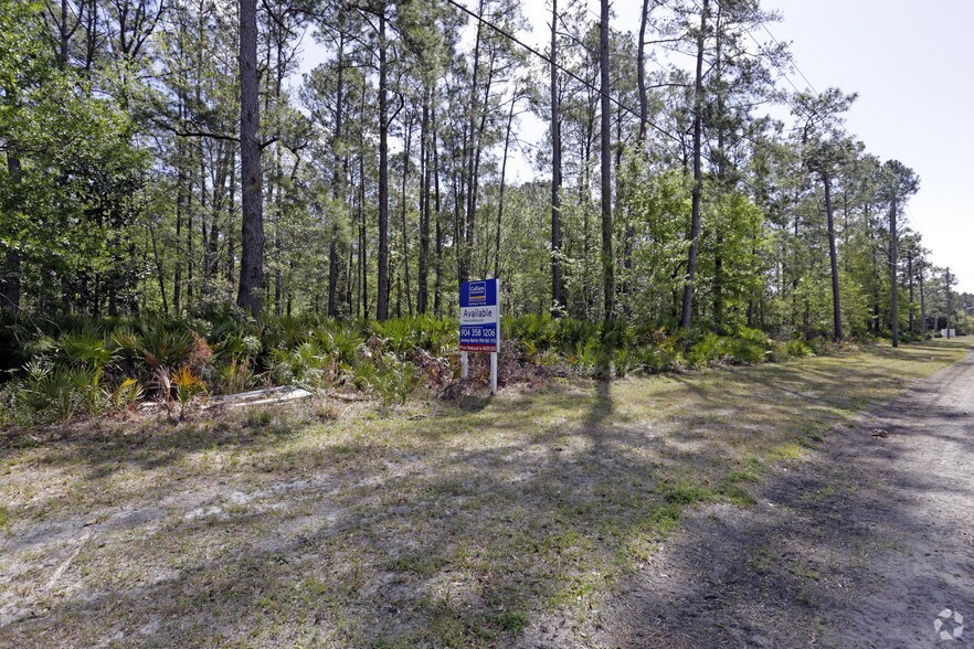 More Photos Of 14400 Main St, Jacksonville Land For Sale