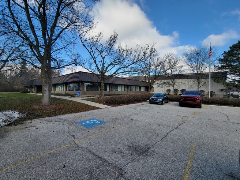 Primary Photo Of 2929 W Lathrop St, South Bend Warehouse For Lease