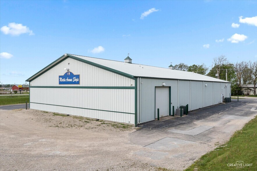 More Photos Of 105 W Illinois Route 71 Rt, Newark Freestanding For Sale