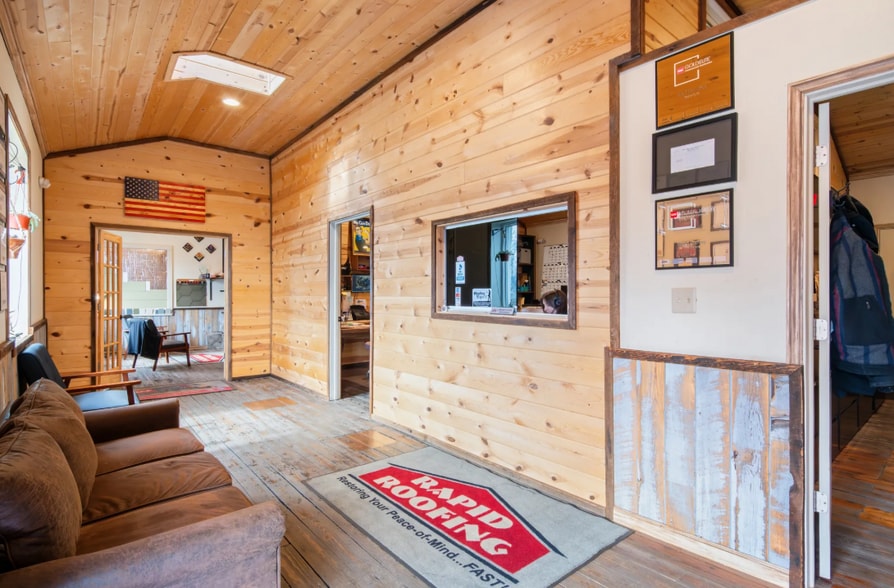 More Photos Of 2727 E Michigan Ave, Ypsilanti Warehouse For Sale